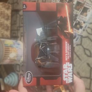 Star wars collectible - Reys speeder